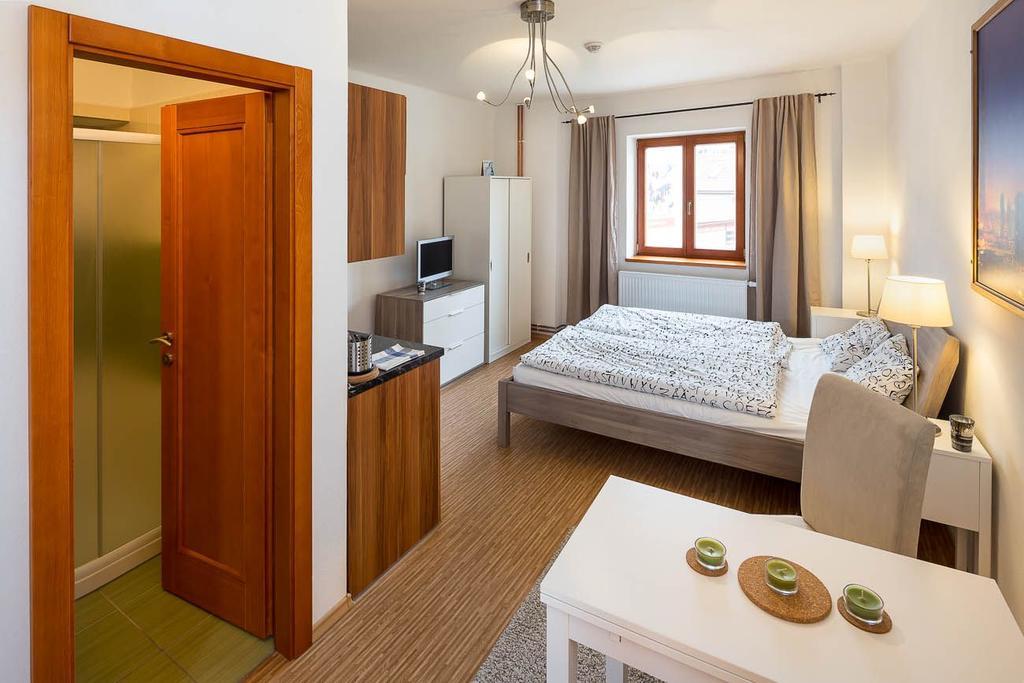 Apartmany Pod Namestim Telc Bagian luar foto