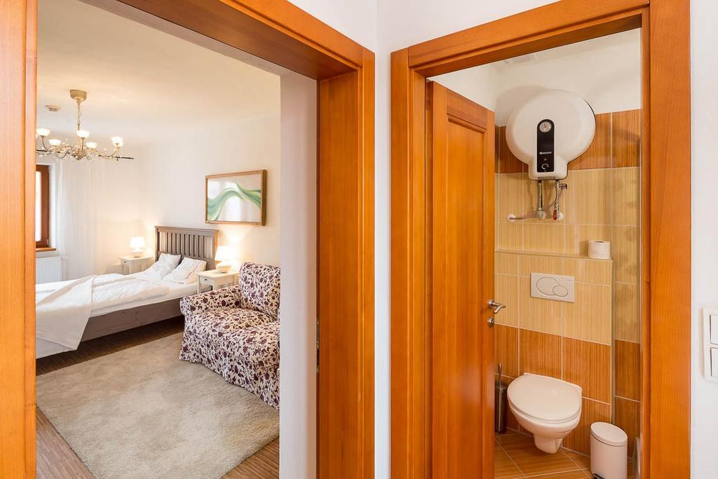 Apartmany Pod Namestim Telc Bagian luar foto