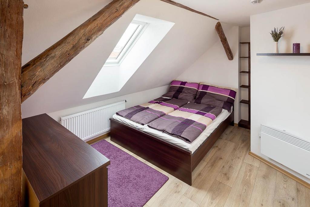 Apartmany Pod Namestim Telc Bagian luar foto